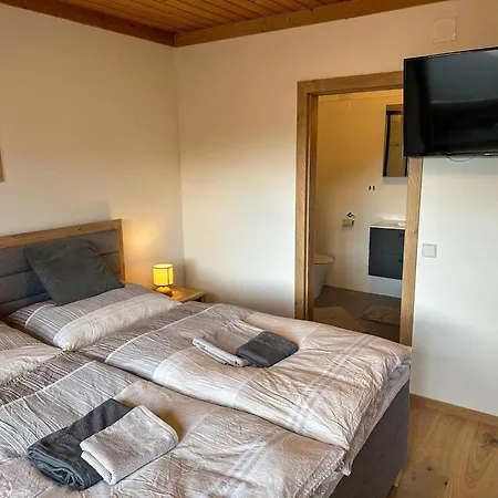 Apartment Lovely In With Balcony Saalfelden